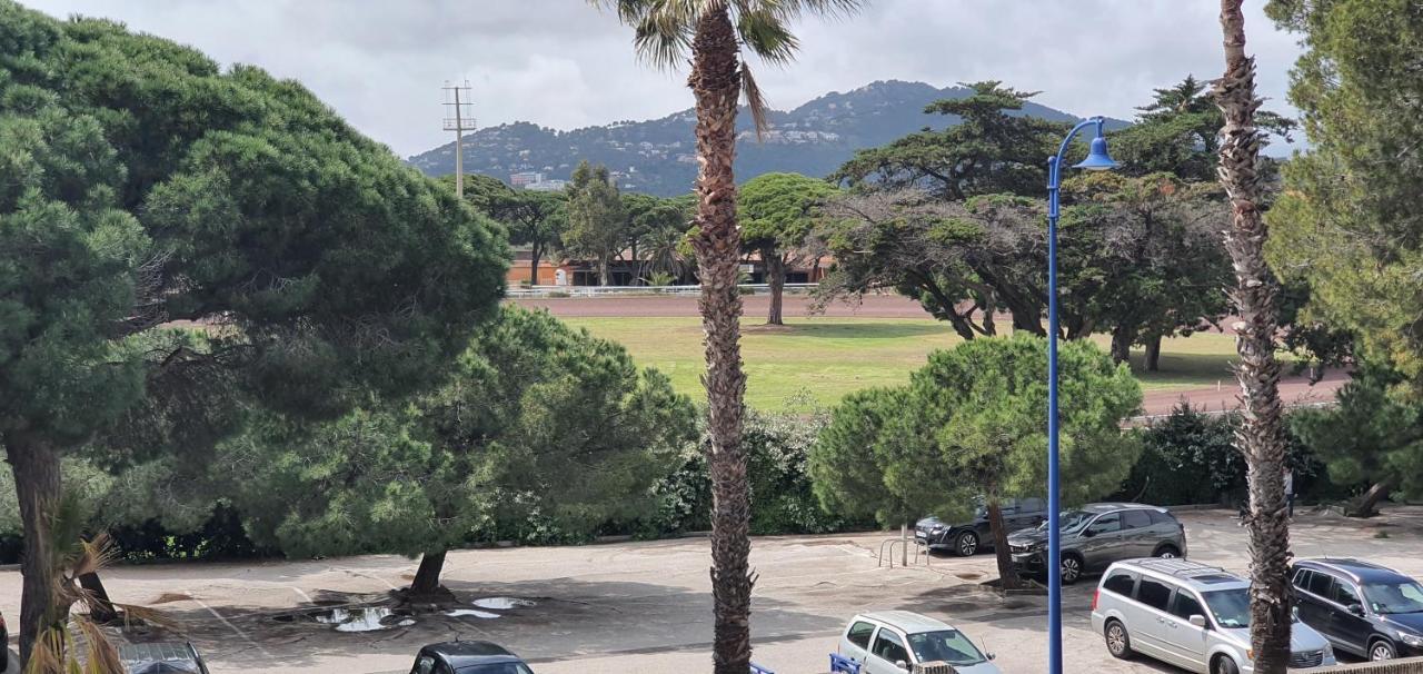 Apartament L'Etoile Sous Les Pins - La Loge Hyères Zewnętrze zdjęcie